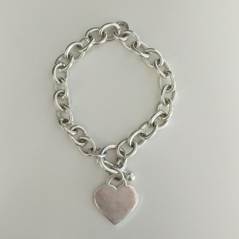 Silver heart bracelet